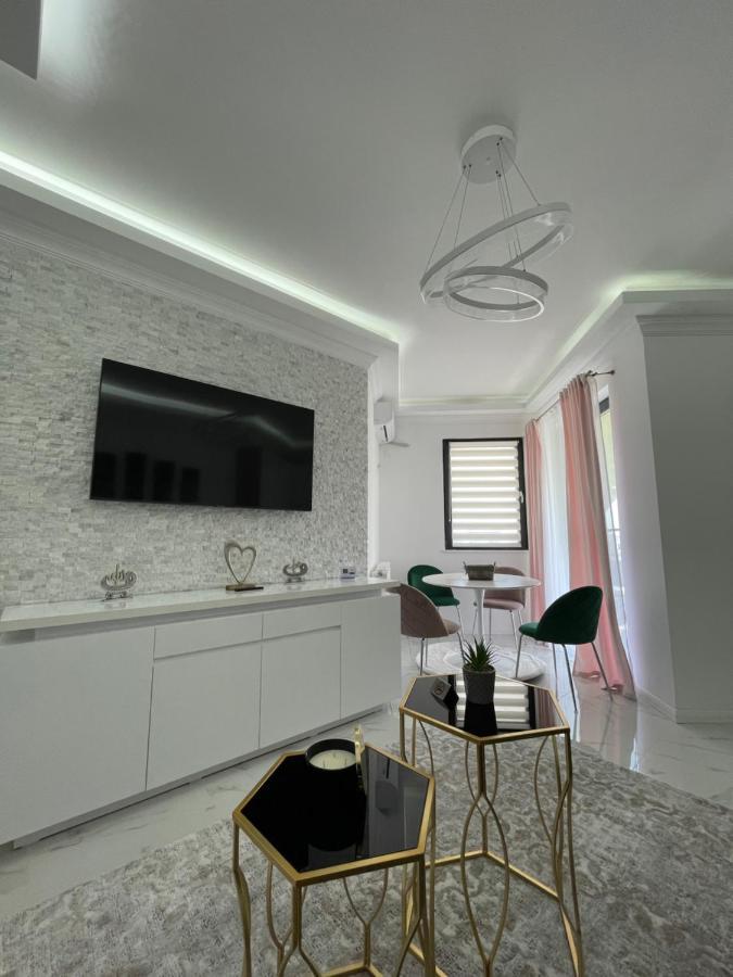 Apartmán Ayan-Ayaz Luxury Năvodari Exteriér fotografie
